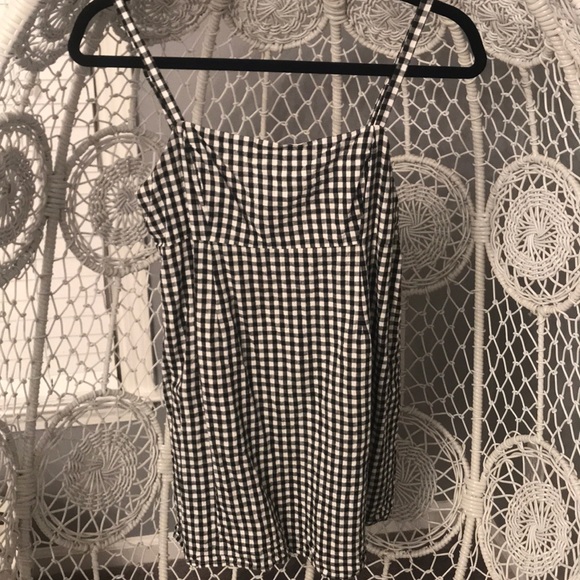 URBAN OUTFITTERS Gingham dress - Picture 1 of 2